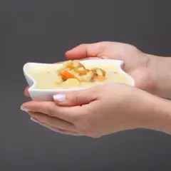 Ile waży porcja zupy? Poznaj wagę i kalorie (poradnik)