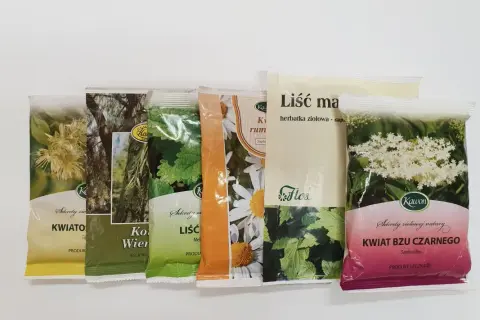 Jaka herbata na ból głowy? Ziołowe sekrety na migrenę i stres.