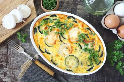 Co z cukinii na obiad? 20+ pomysłów na szybkie i pyszne dania!