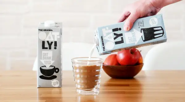 Jakie mleko do kawy? Wybierz idealne i spieniaj jak barista!