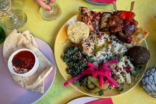 Łódź: Gdzie zjeść obiad? TOP restauracje, ceny, porady!